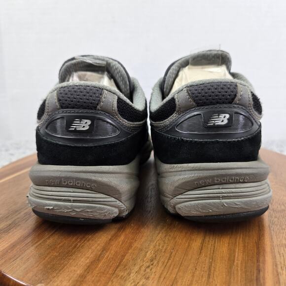 New Balance FuelCell 990v6 Black Silver Casual Hook Loop Sneaker Kid 2 XW X-Wide - Picture 2 of 14